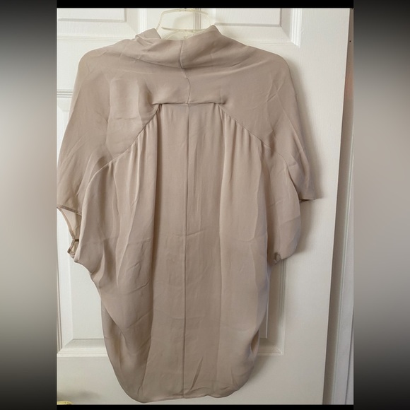 Vince Silk Blouse Cream Size S - Picture 2 of 8